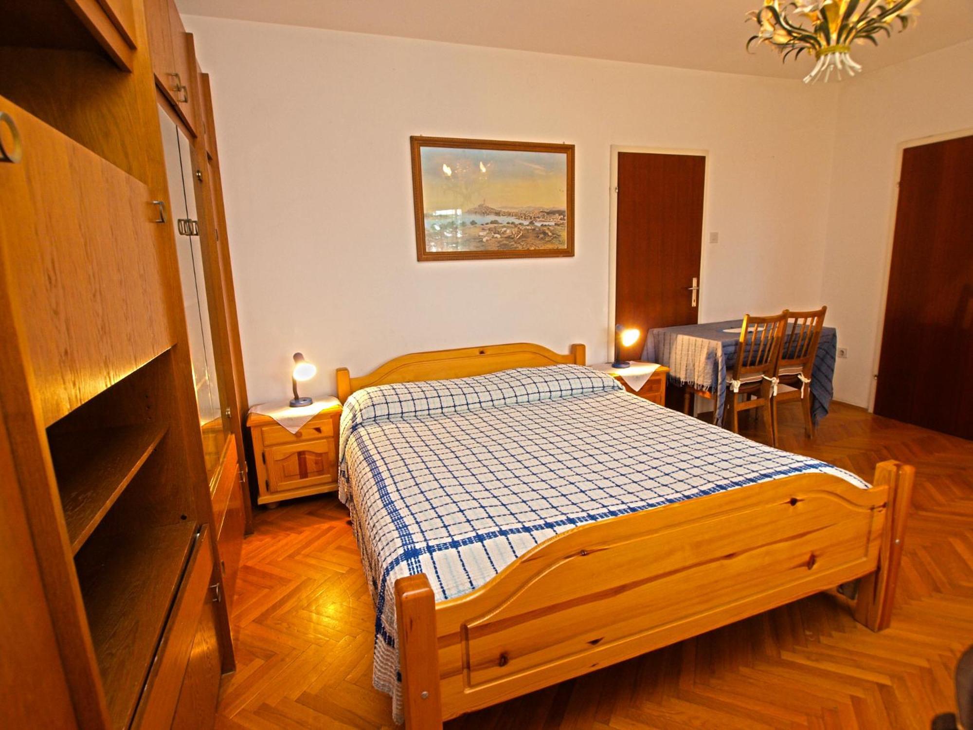 Rooms Milan 1370 โรวีน ภายนอก รูปภาพ