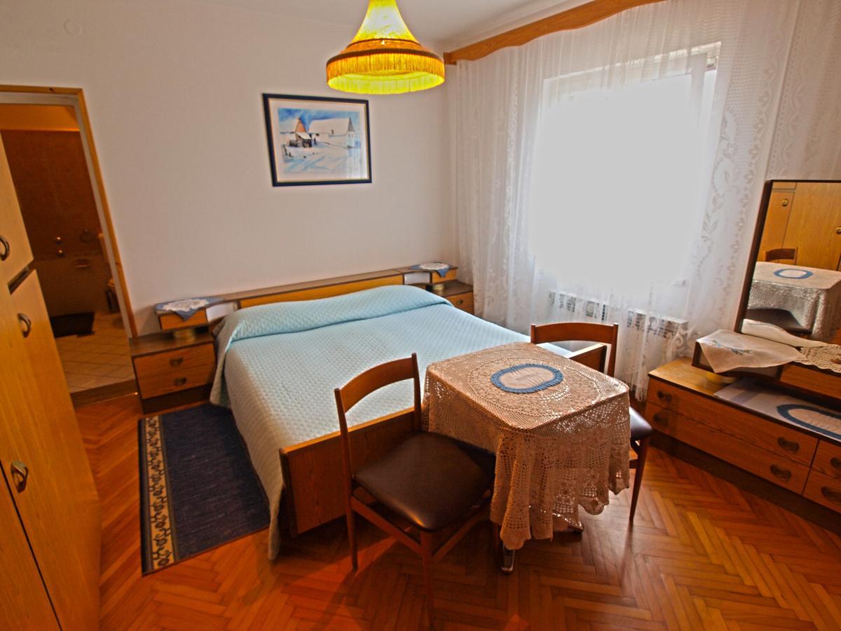 Rooms Milan 1370 โรวีน ภายนอก รูปภาพ