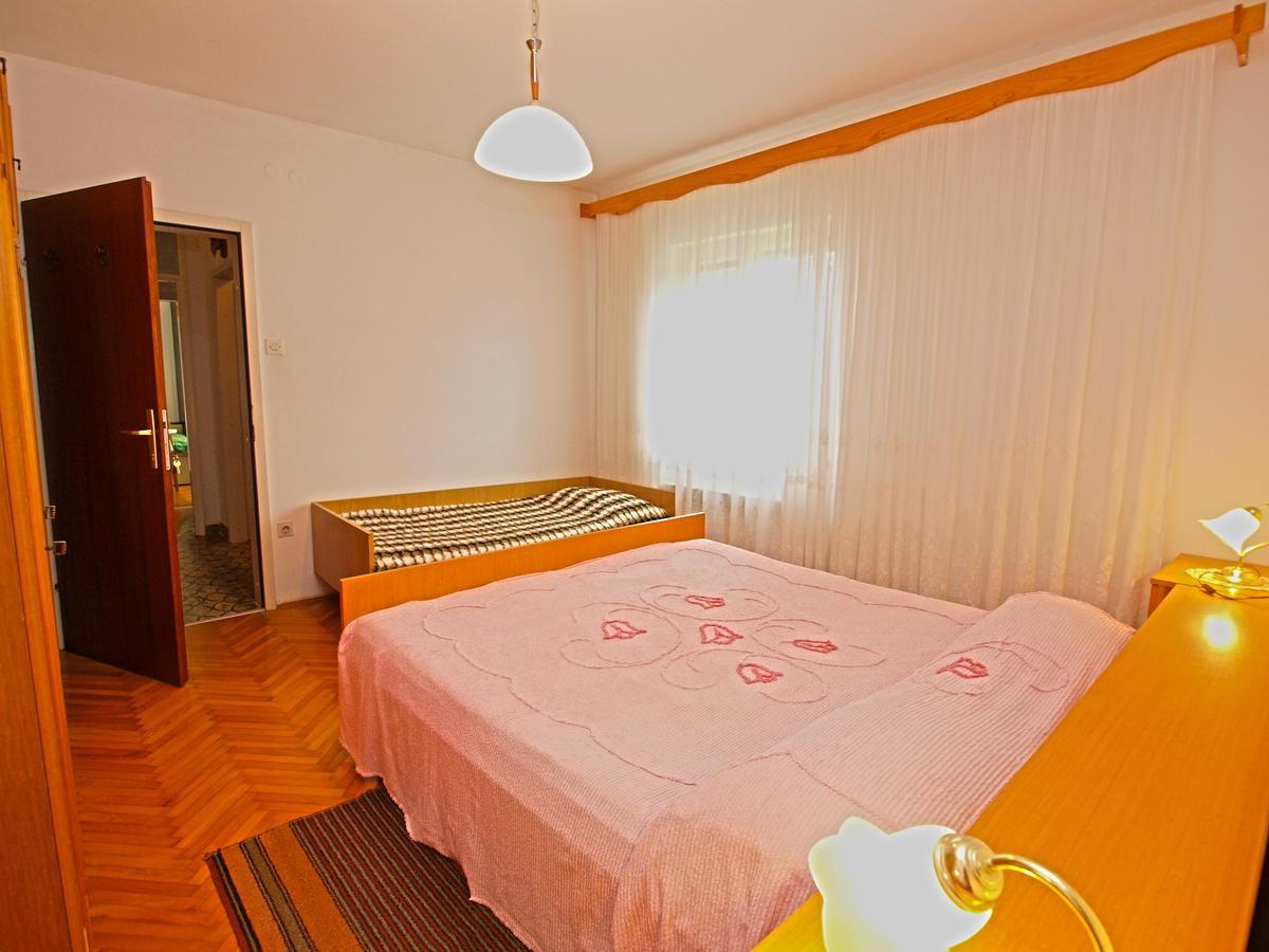 Rooms Milan 1370 โรวีน ภายนอก รูปภาพ